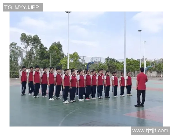 体育课视频带你领略运动魅力与团队合作精神的完美结合